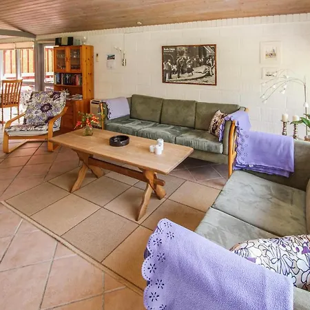 Amazing In With Kitchen *