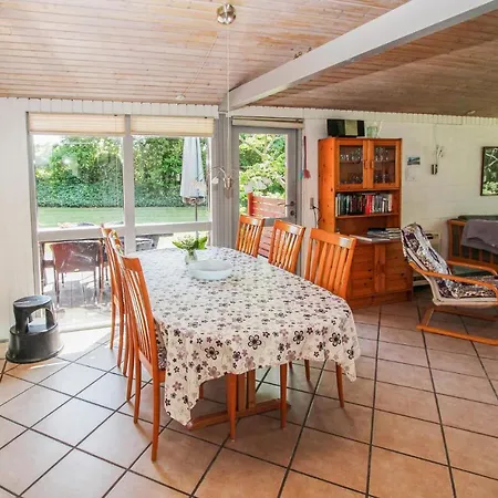 בית נופש Amazing In With Kitchen Samsø